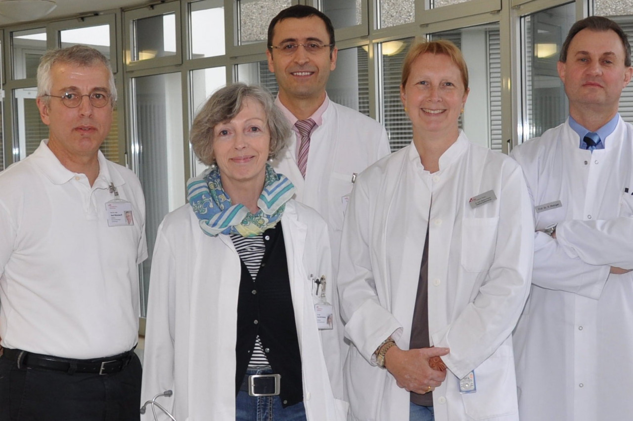 Prof. Dr. med. Axel Matzdorff, Dr. med. Maria Blatt-Bodewig, Dr. med. Mustafa Deryal, dr. med. Martina Treiber, Prof. Dr. med. Ralf Metzger (von links).