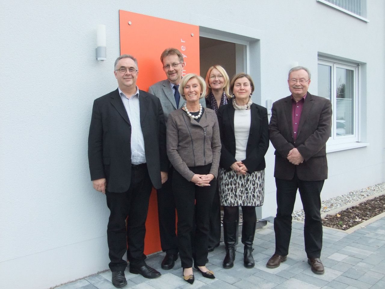 Der neue Vorstand von links nach rechts: Manfred Klein, Hans Georg Stockhausen, Vera Bers, Ulrike Bülter, Vorsitzende Dagmar Scherer und Karl Kasper. 